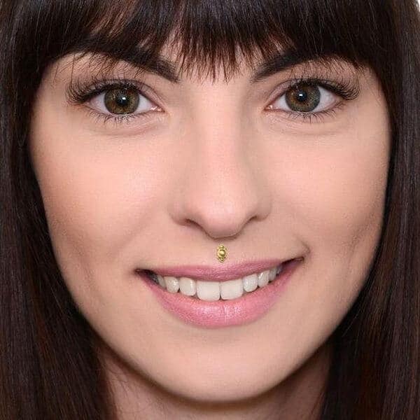 Philtrum piercing jewelry
