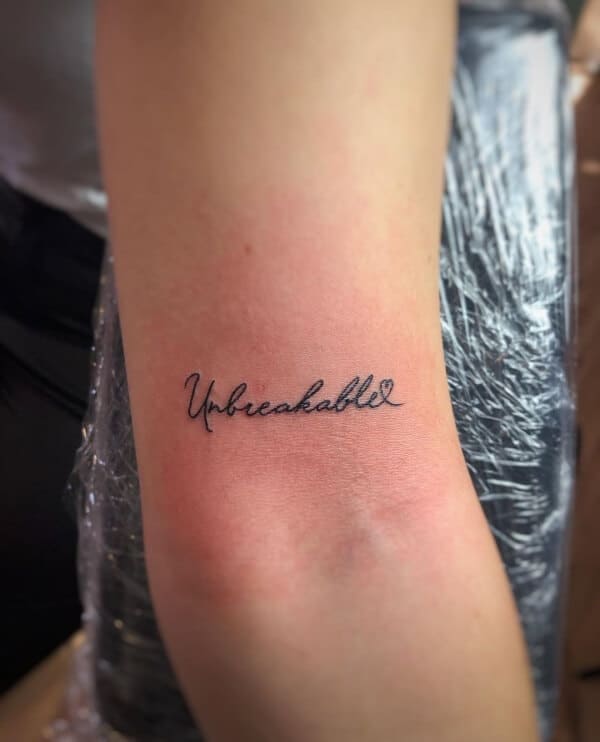 Cute Small Tattoo Ideas For Girls With Meaning