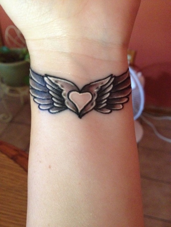 Awesome Angel Wings Tattoo Designs To Try