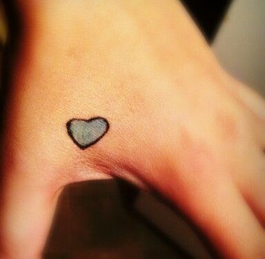 Tattoos Between Thumb And Index Finger Featured Image