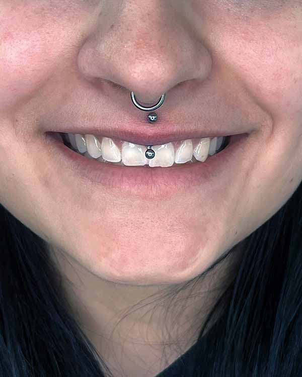 Jestrum Piercing 12
