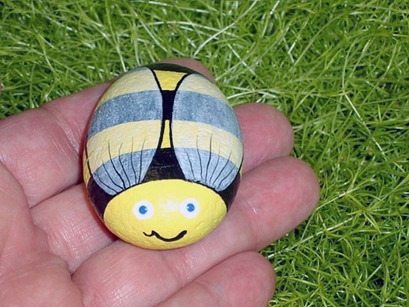 Easy Rock Painting Ideas 23