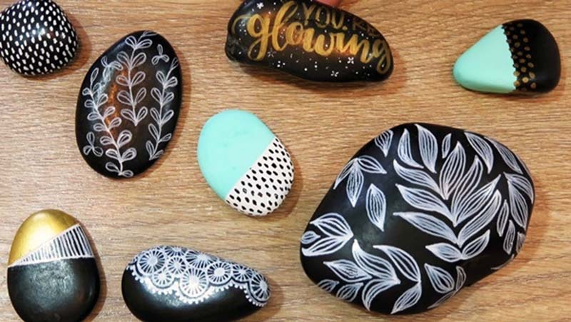 Easy Rock Painting Ideas 28