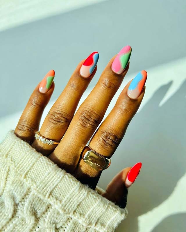 Summer Nail Ideas 36