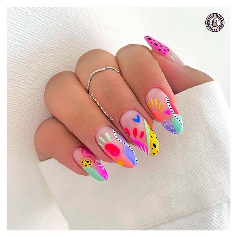 Summer Nail Ideas 43