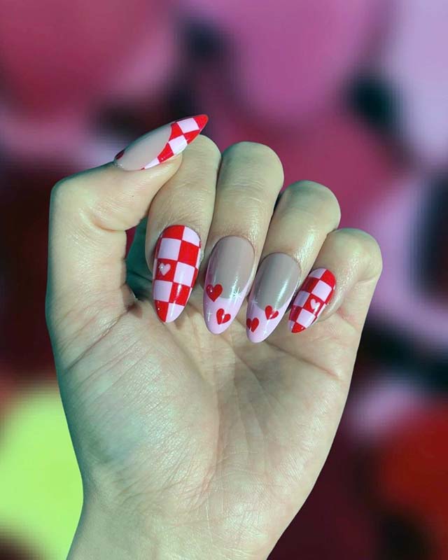 Valentines Day Nail Ideas 37