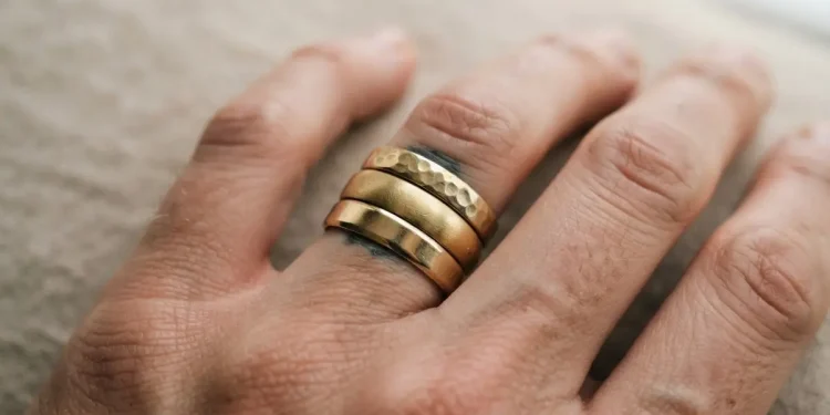 How To Cover Up A Finger Tattoo